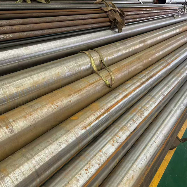 ASTM A335 درجة P9 أنابيب الخدمة ذات درجة الحرارة العالية
