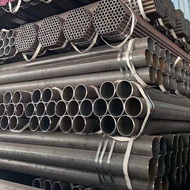 ASTM A106 الصف C الأنابيب غير الملحومة